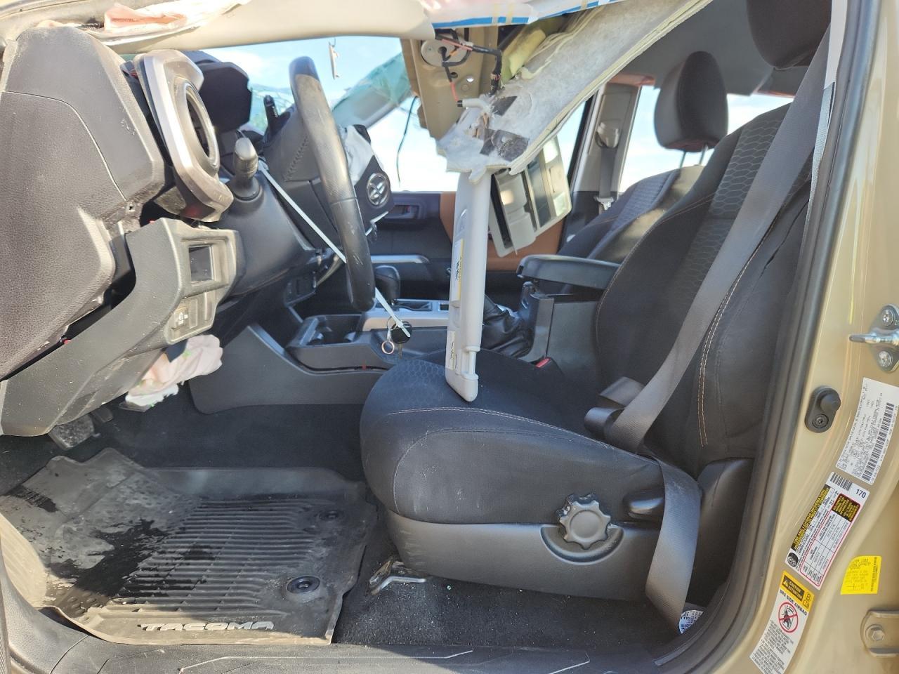 2017 TOYOTA TACOMA