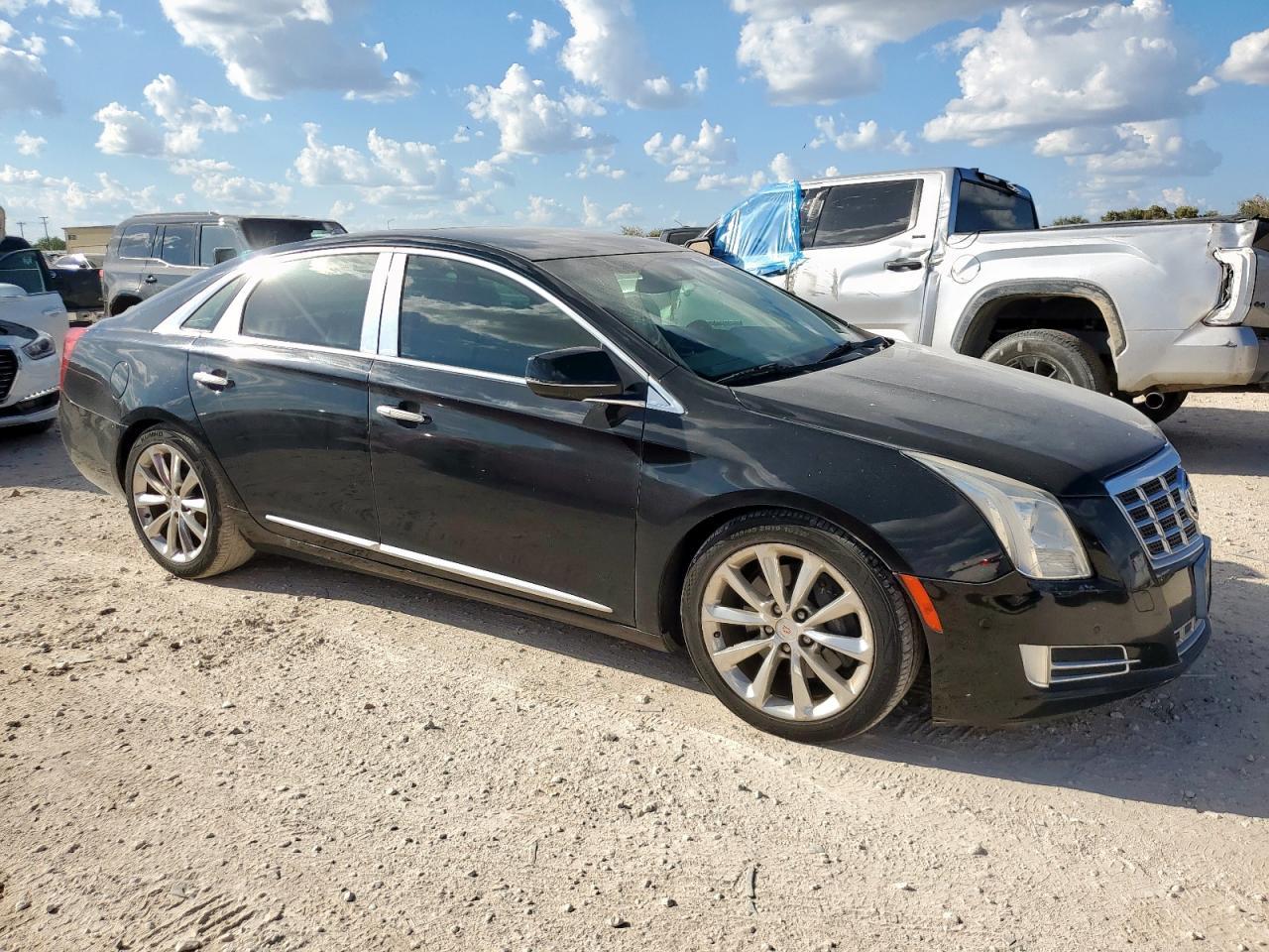 2014 CADILLAC XTS