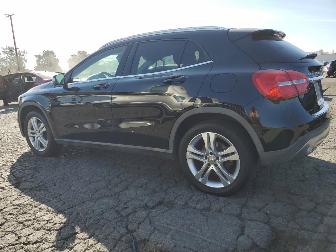 2015 MERCEDES-BENZ GLA-Class