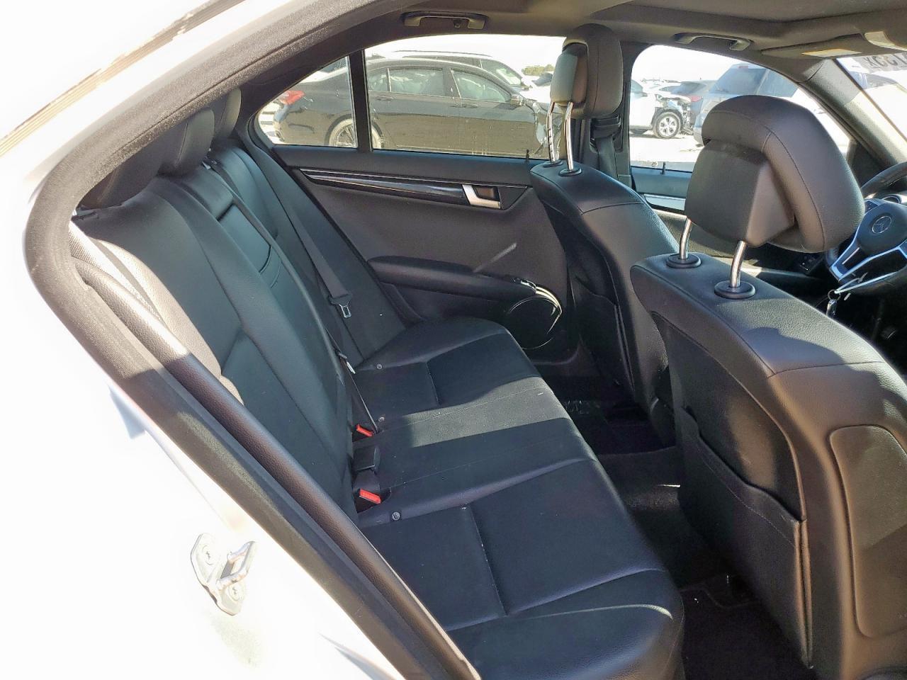 2012 MERCEDES-BENZ C-CLASS