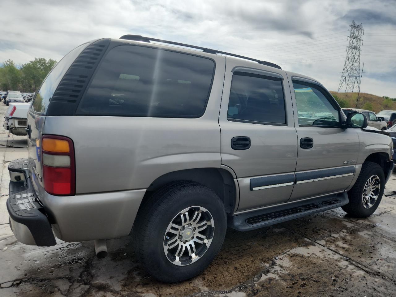 2003 CHEVROLET Tahoe