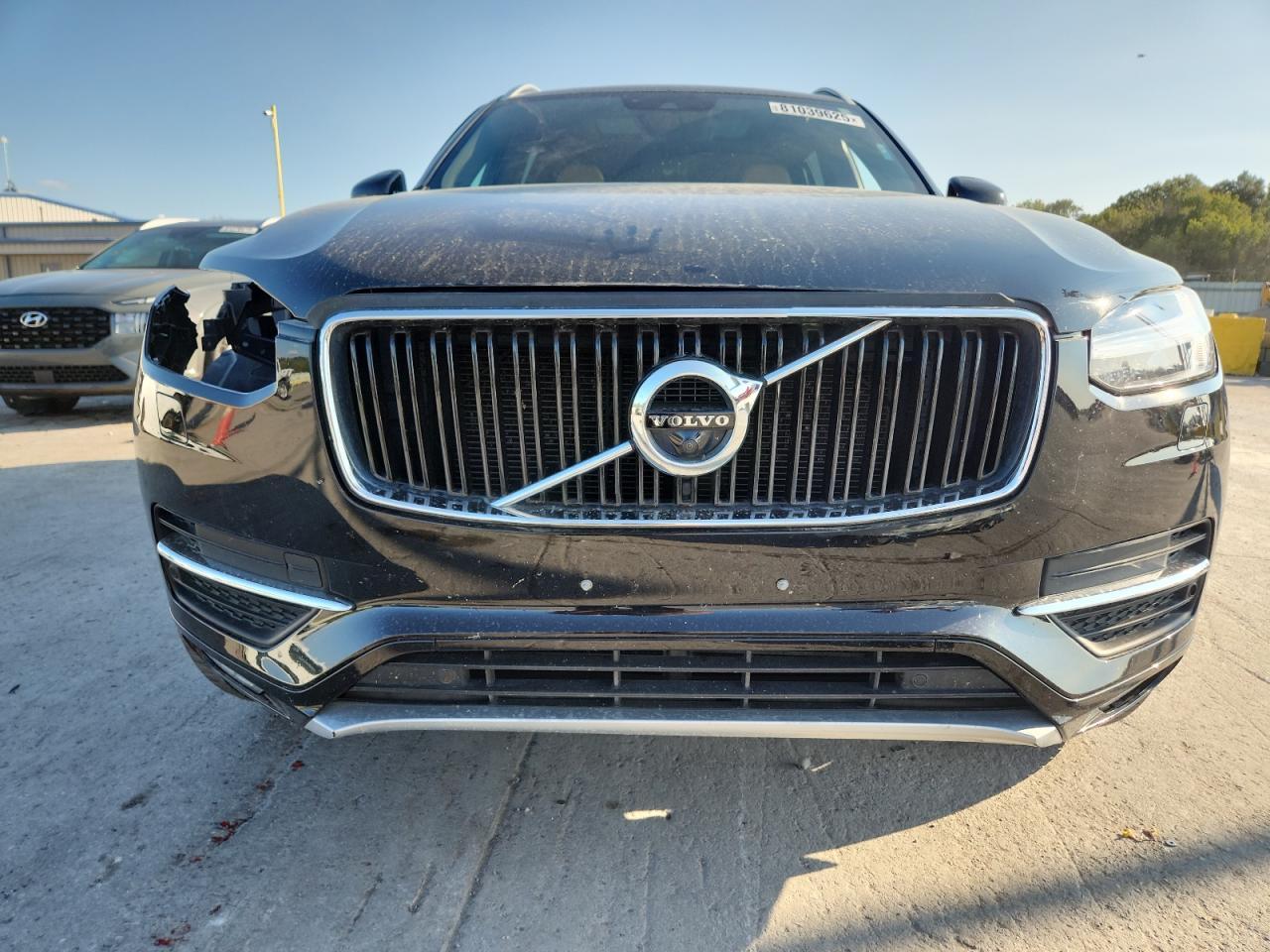 2019 VOLVO XC90