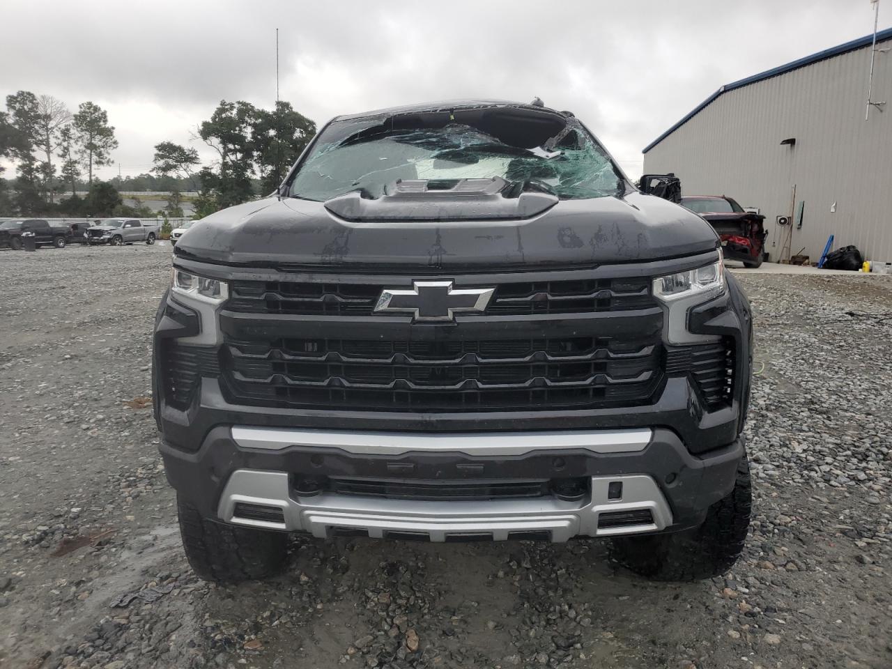 2024 CHEVROLET Silverado