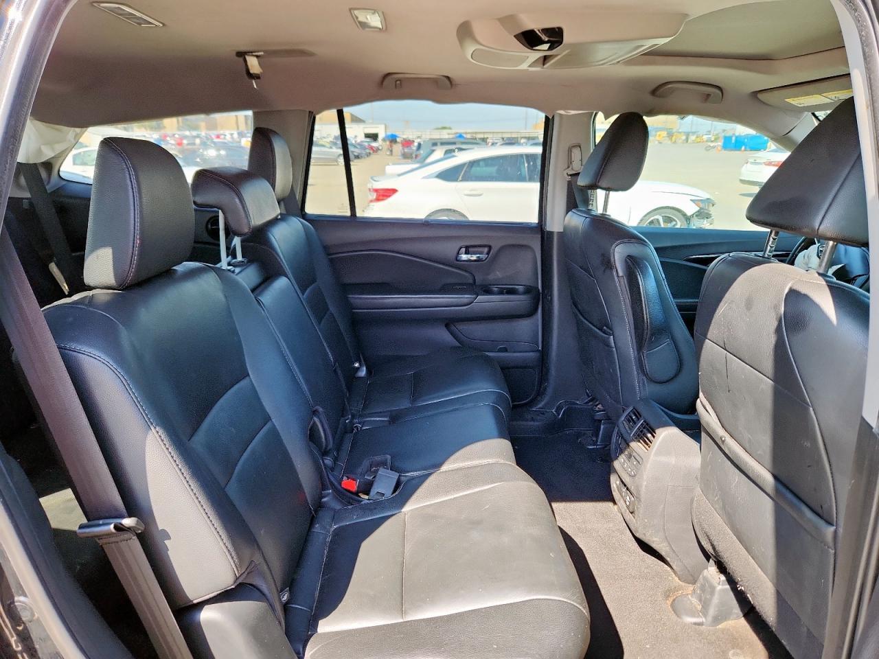 2020 HONDA PILOT