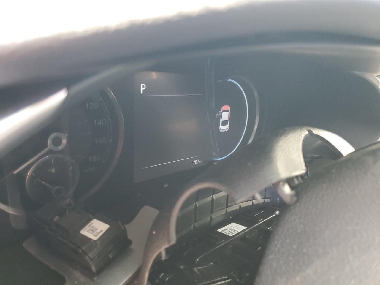 2025 GENESIS G70