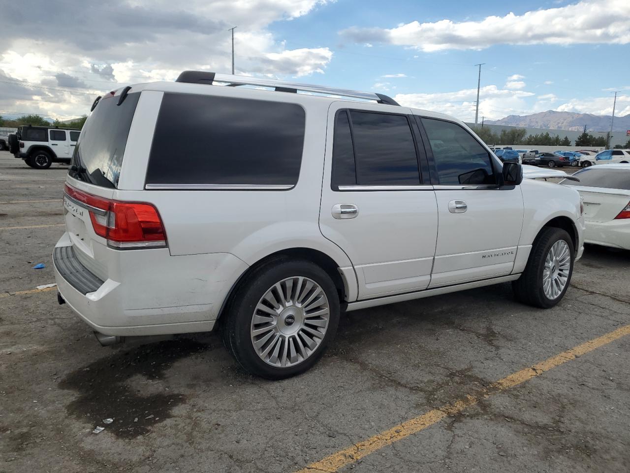 2017 LINCOLN Navigator