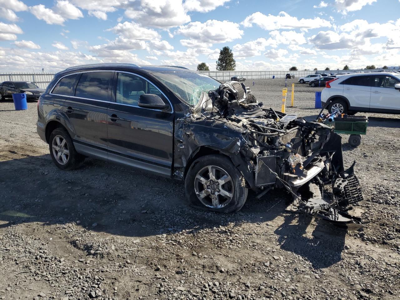 2013 AUDI Q7