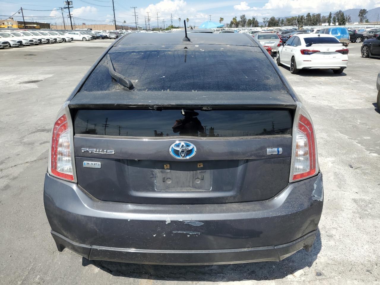 2013 TOYOTA PRIUS