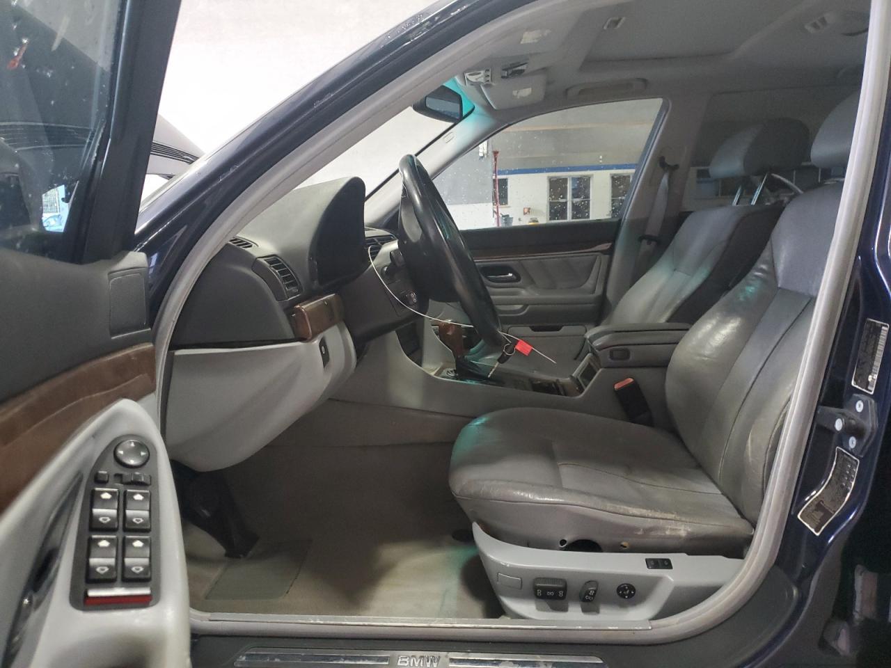 2001 BMW 7 series