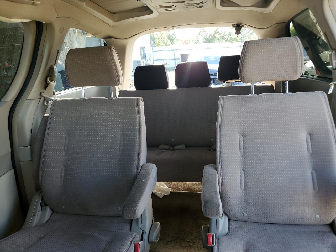 2006 NISSAN Quest