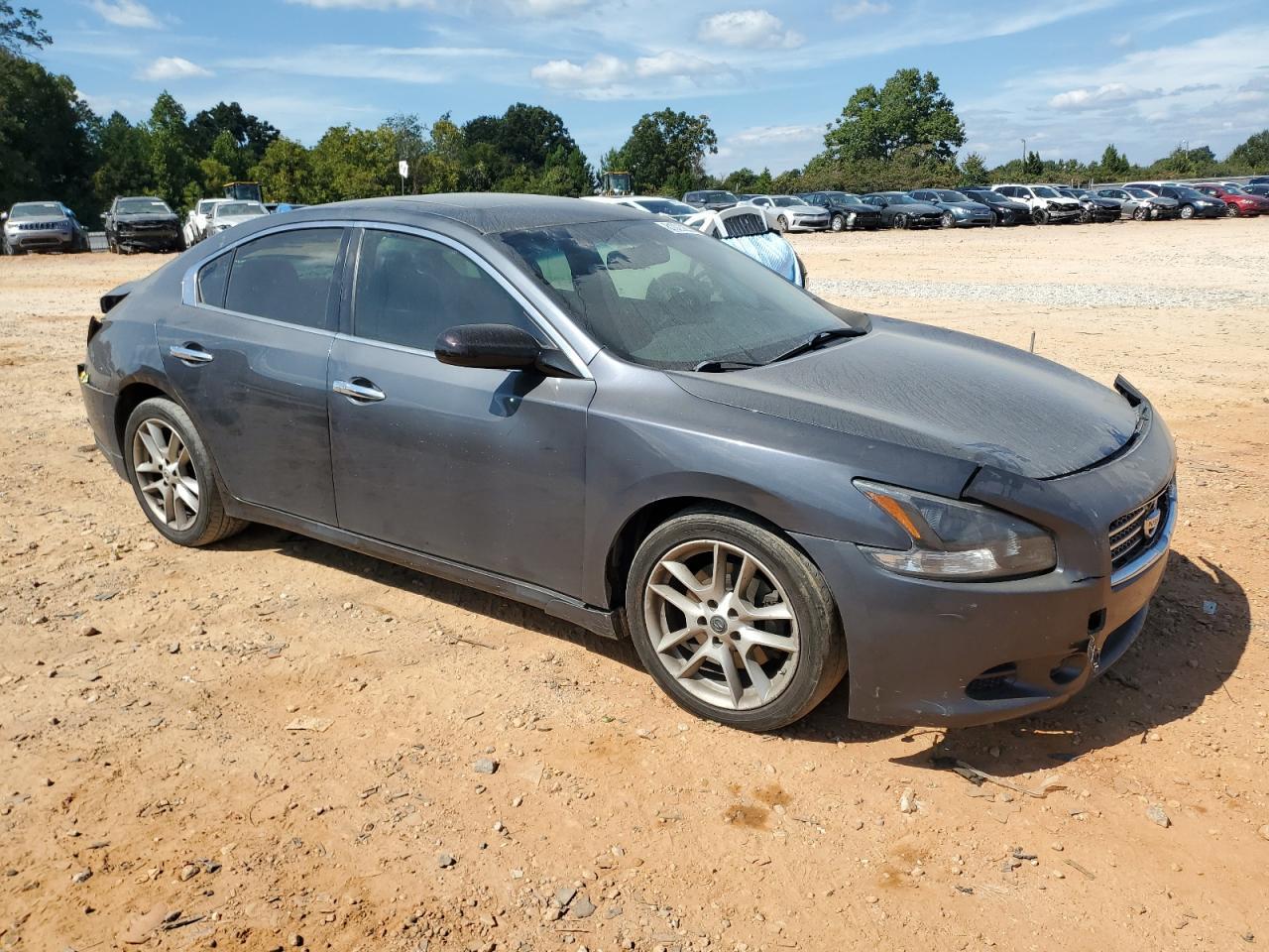 2010 NISSAN Maxima