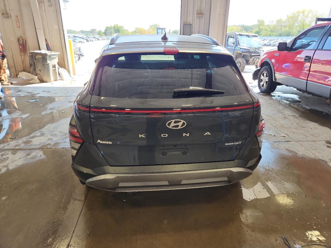 2024 HYUNDAI Kona