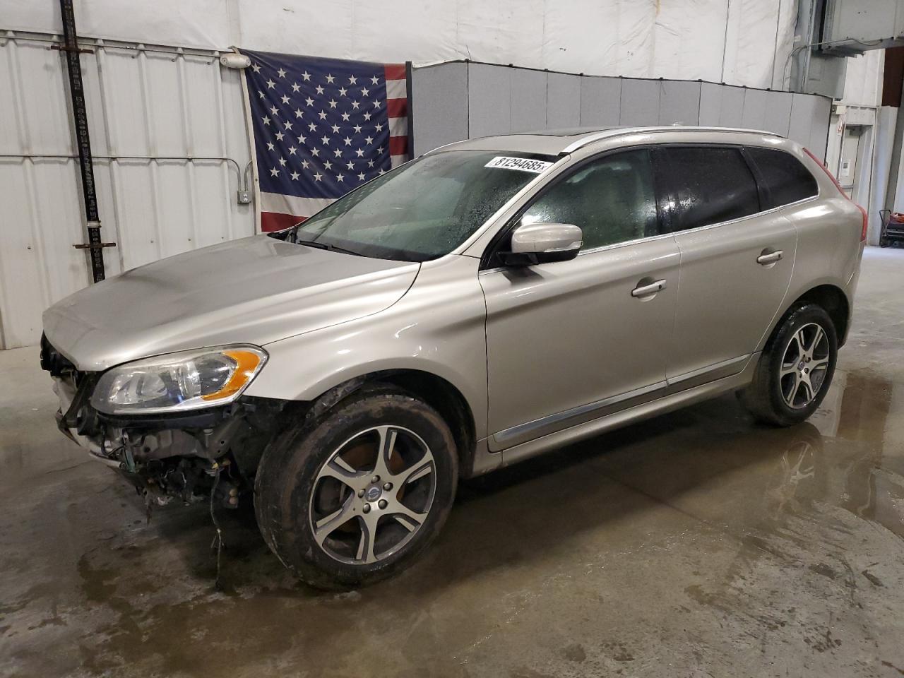 2015 VOLVO XC60