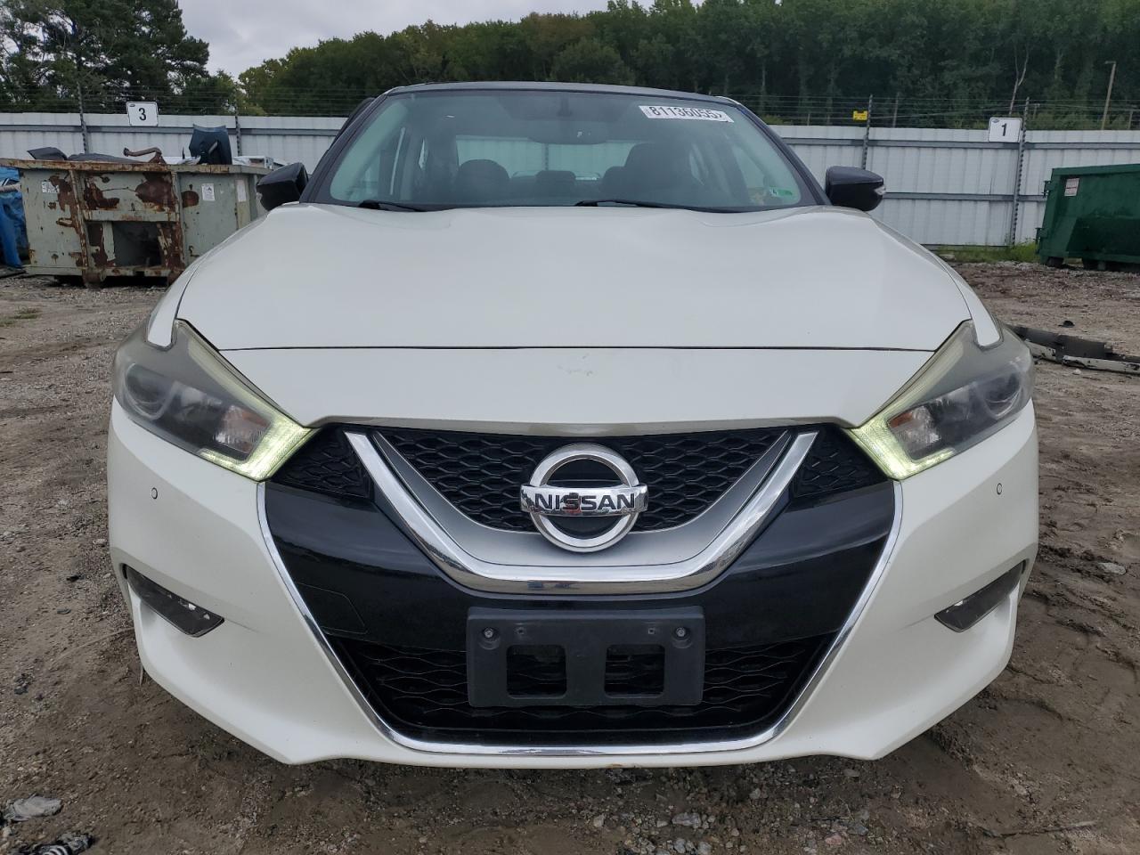 2017 NISSAN Maxima
