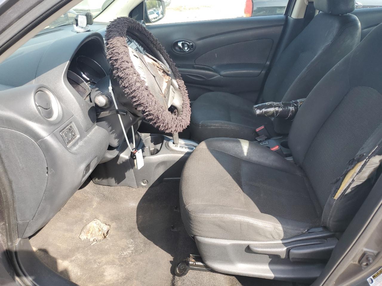2016 NISSAN VERSA