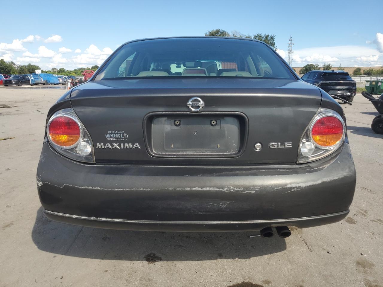 2003 NISSAN Maxima