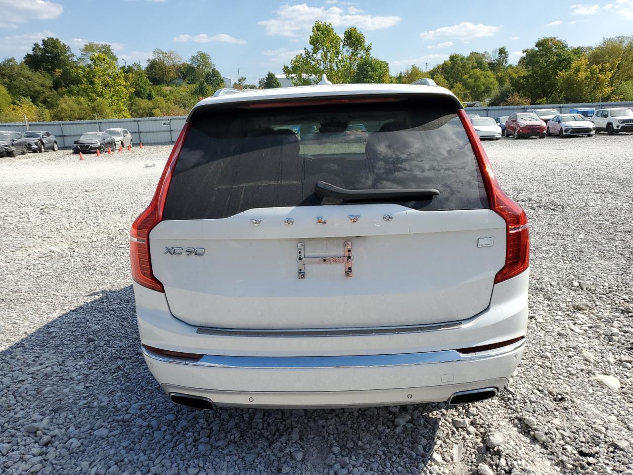 2021 VOLVO XC90