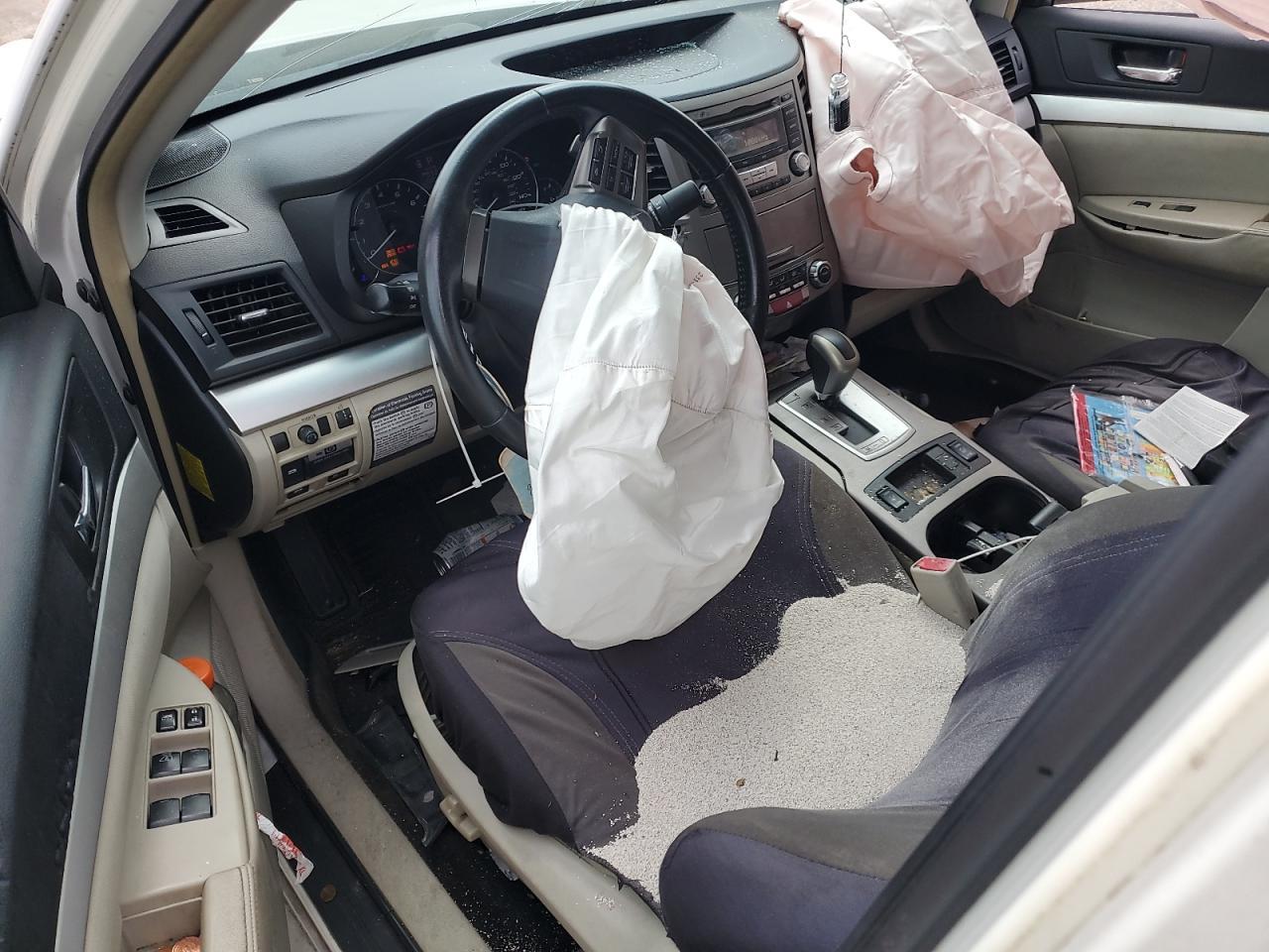 2012 SUBARU Legacy