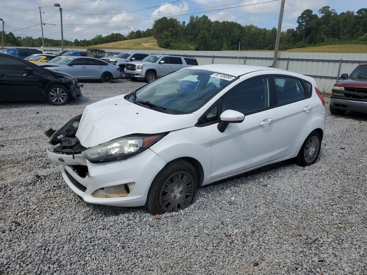 2016 FORD Fiesta