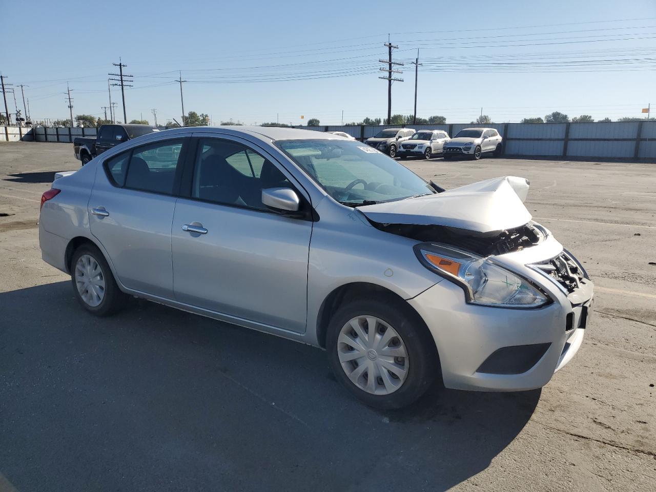 2019 NISSAN VERSA