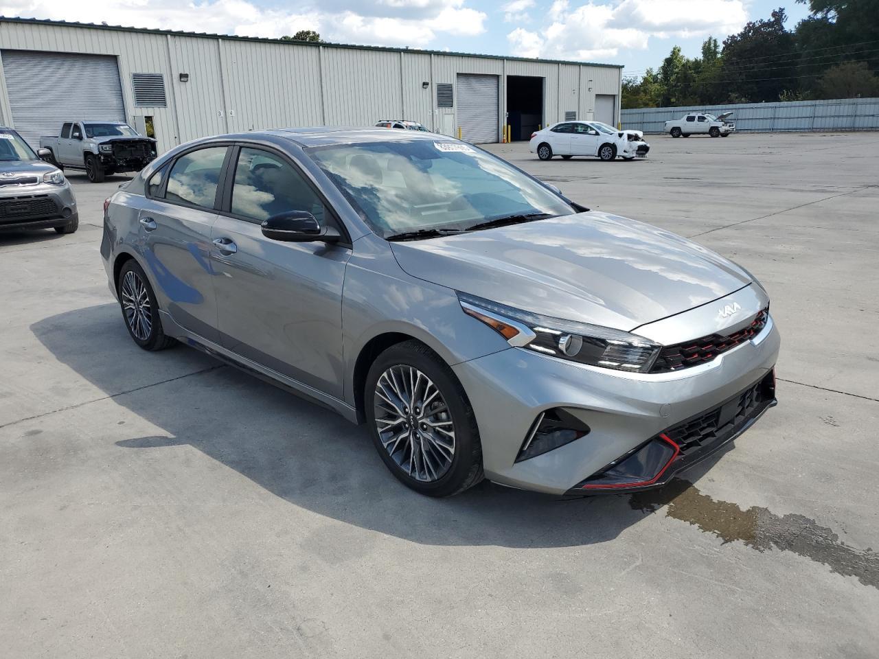 2022 KIA FORTE