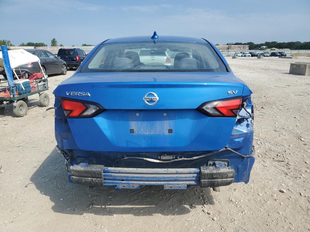 2020 NISSAN VERSA