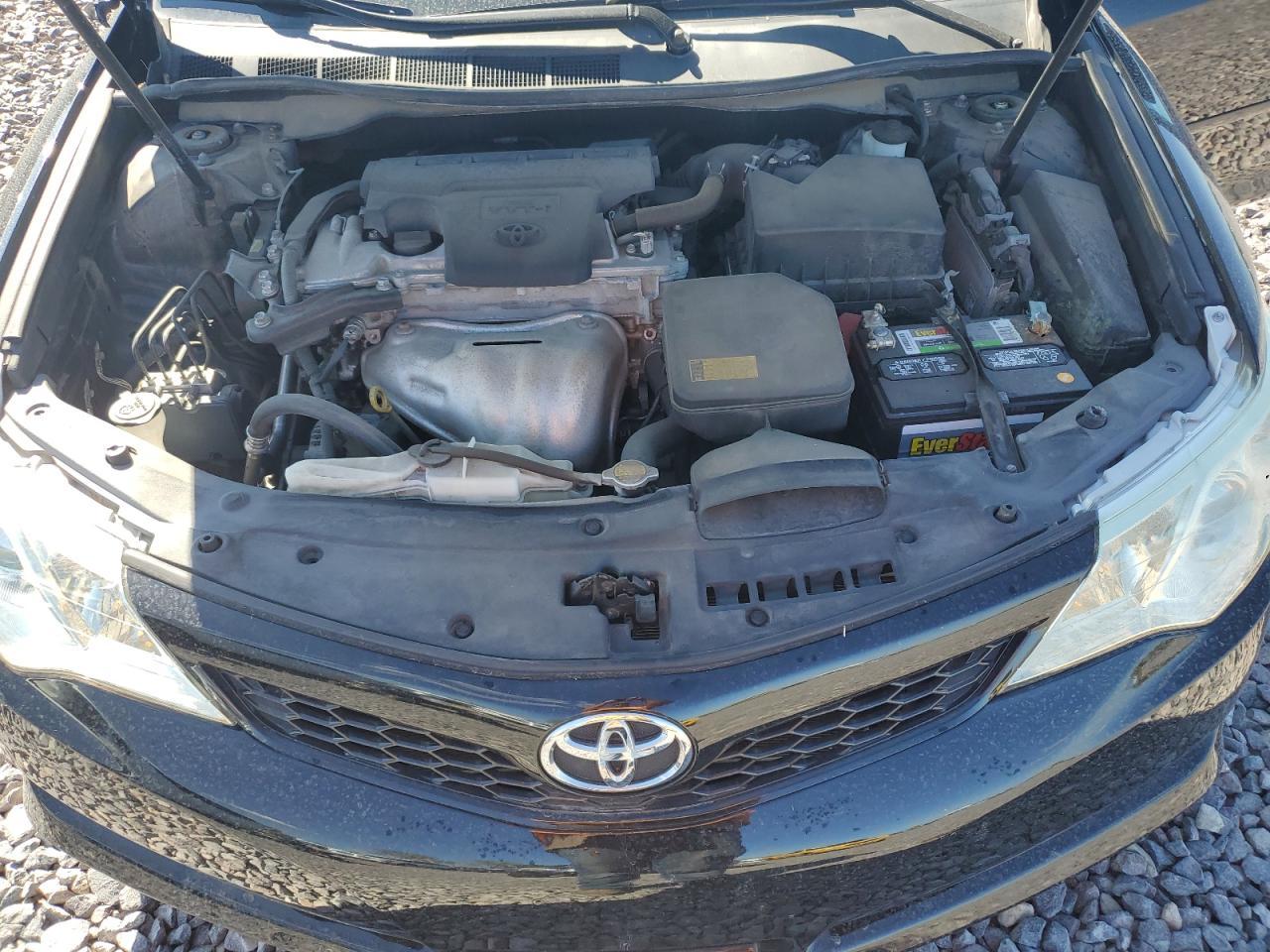2014 TOYOTA CAMRY