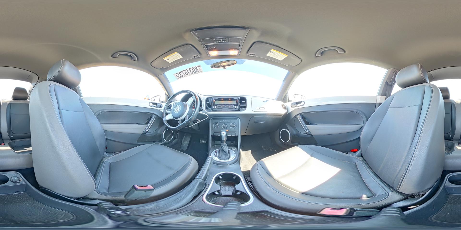 2012 VOLKSWAGEN Beetle