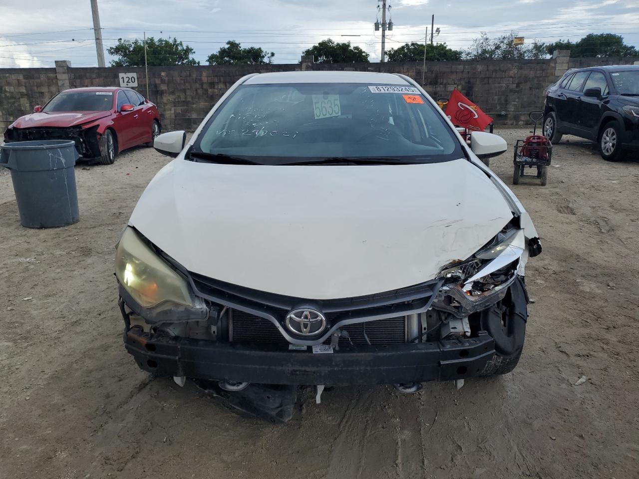 2015 TOYOTA COROLLA