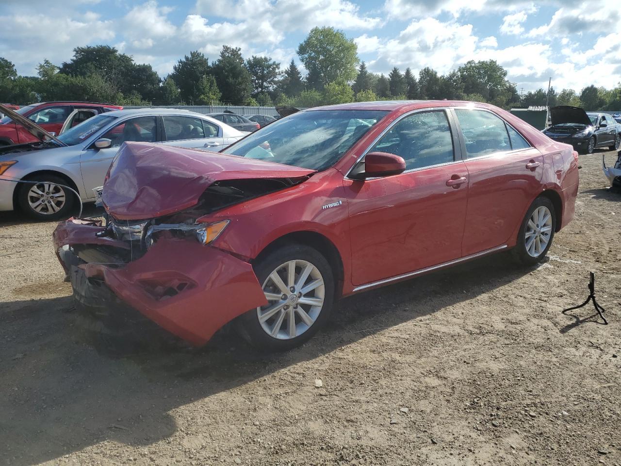 2013 TOYOTA CAMRY