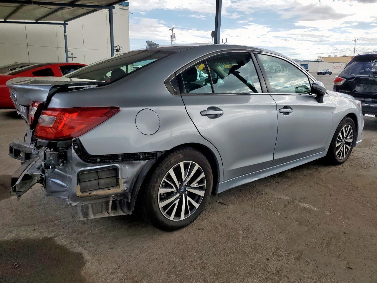 2018 SUBARU Legacy