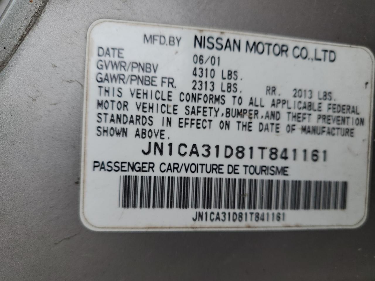 2001 NISSAN Maxima