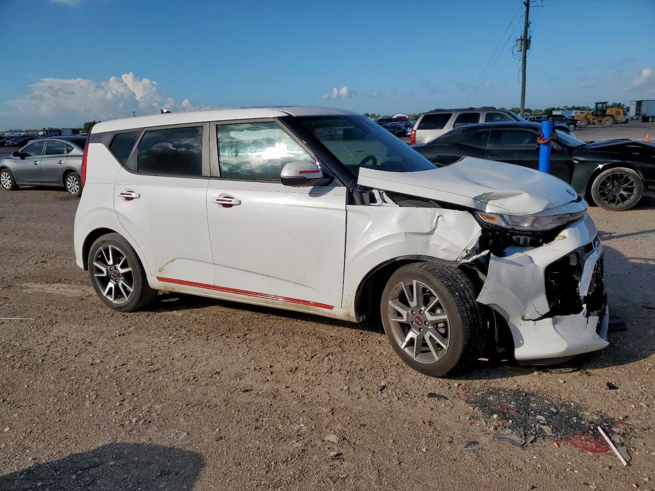 2021 KIA SOUL