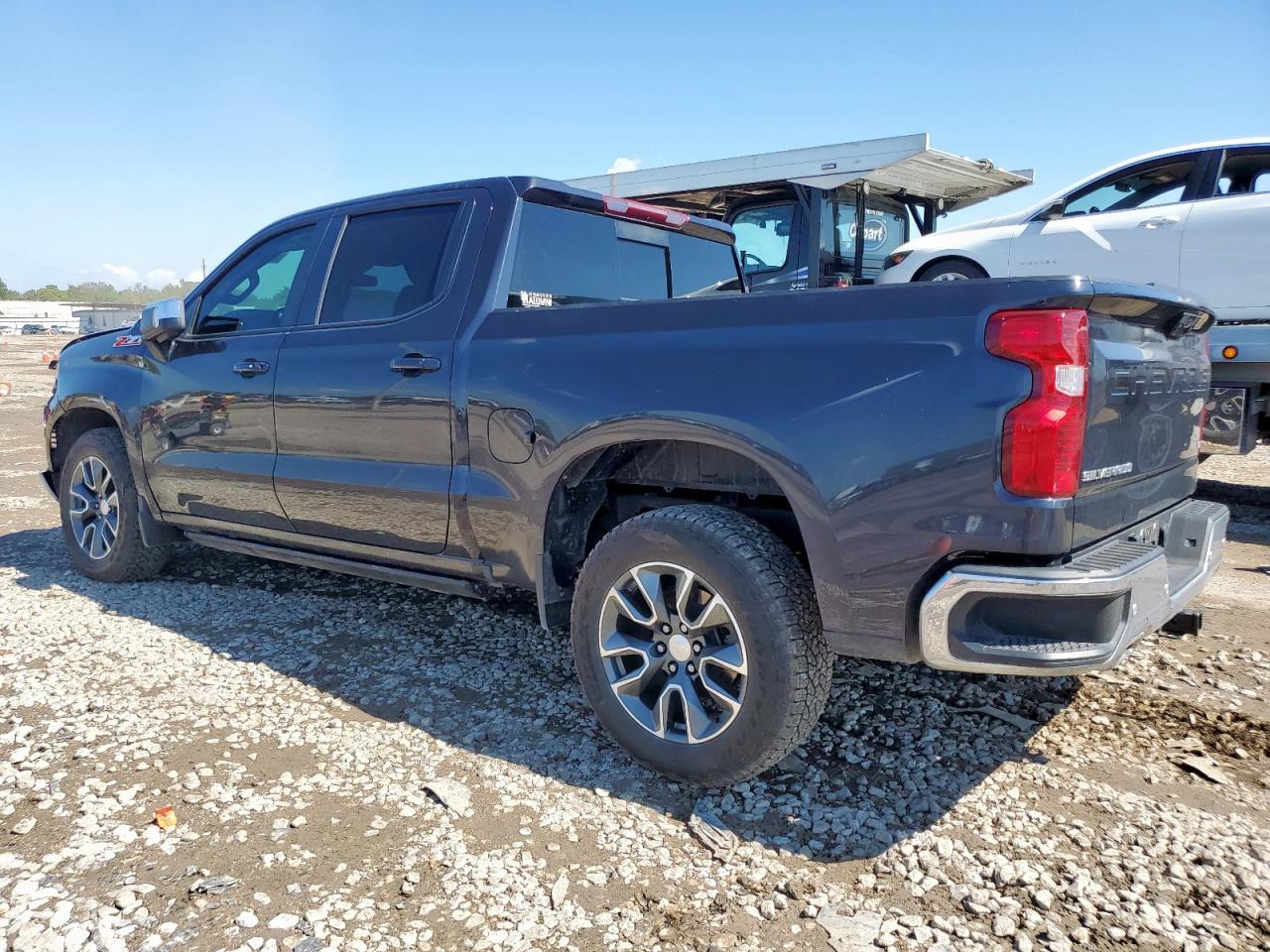 2024 CHEVROLET Silverado