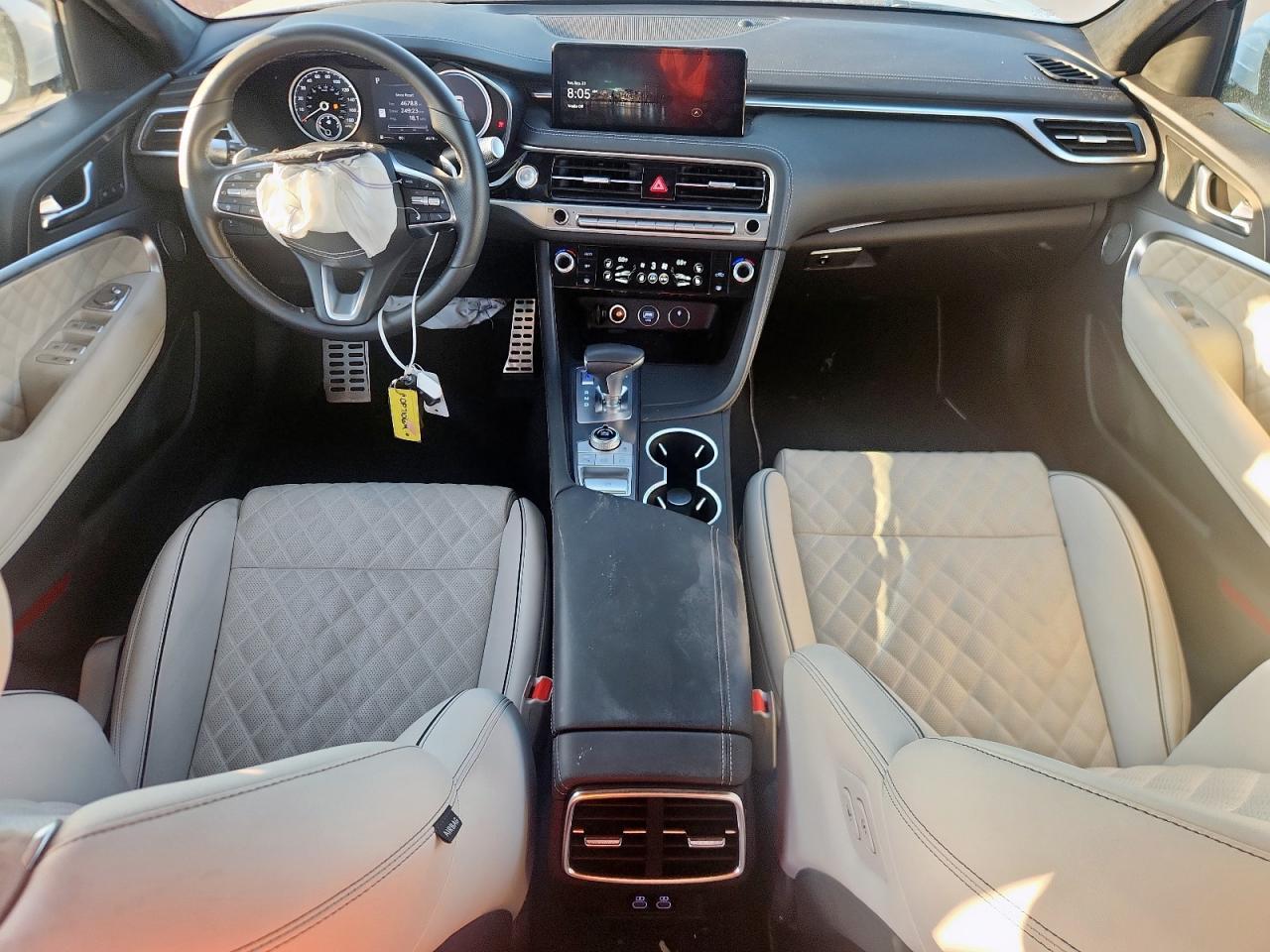 2025 GENESIS G70