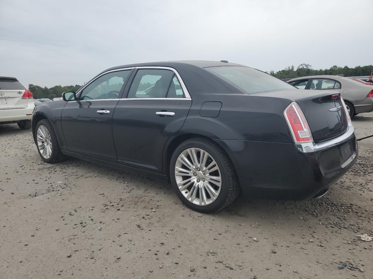 2011 CHRYSLER 300