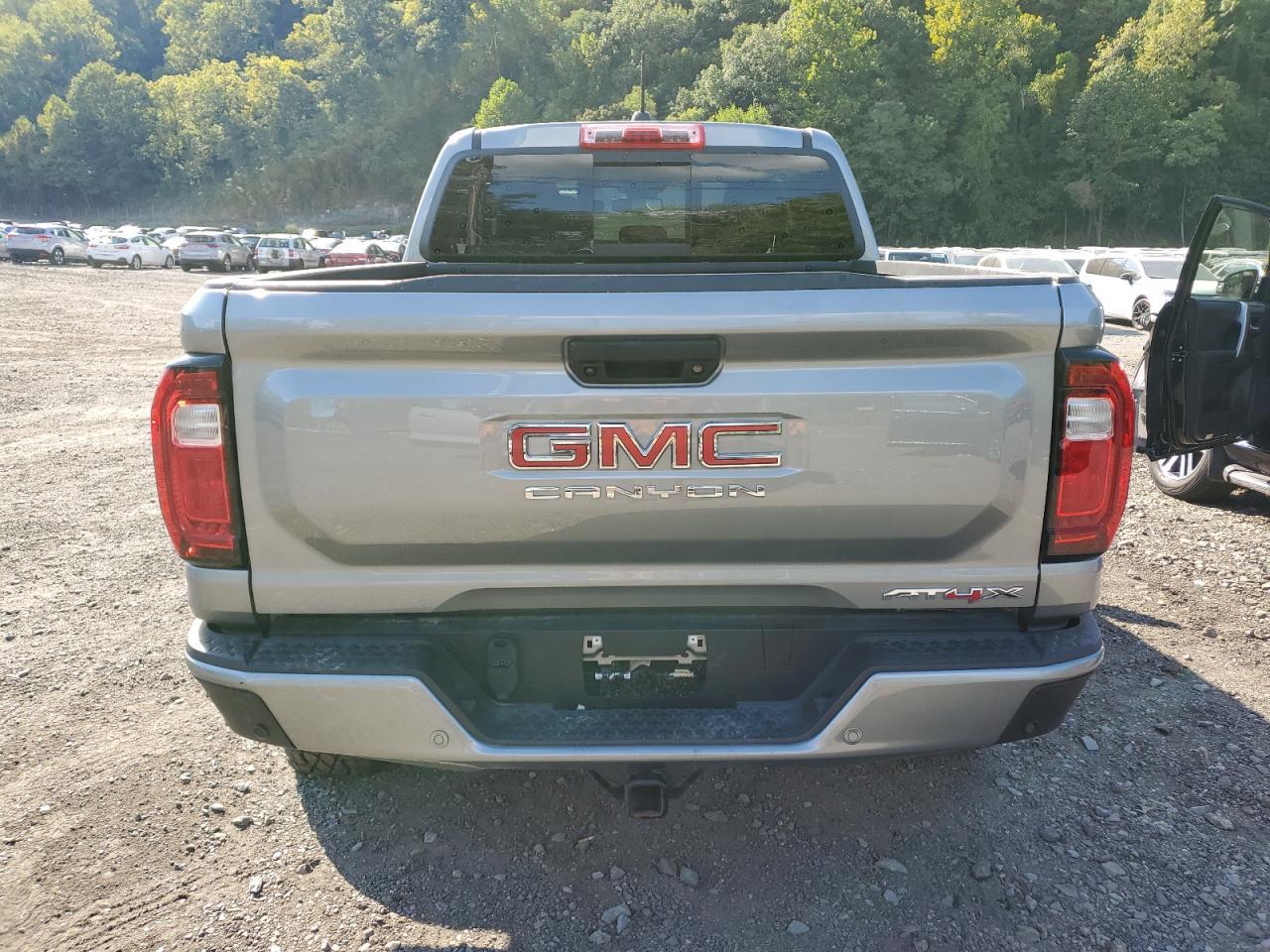 2024 GMC CANYON