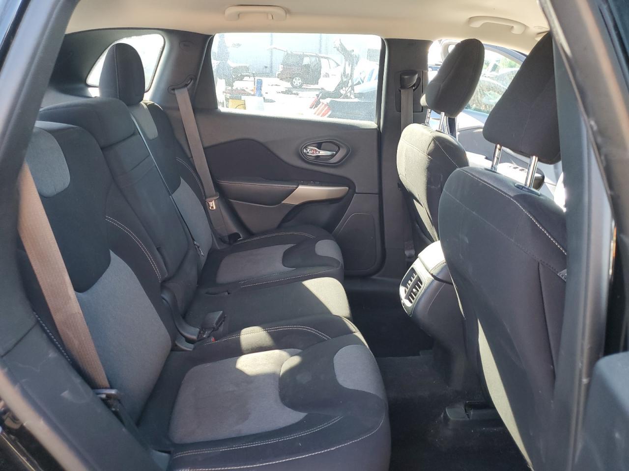 2018 JEEP CHEROKEE