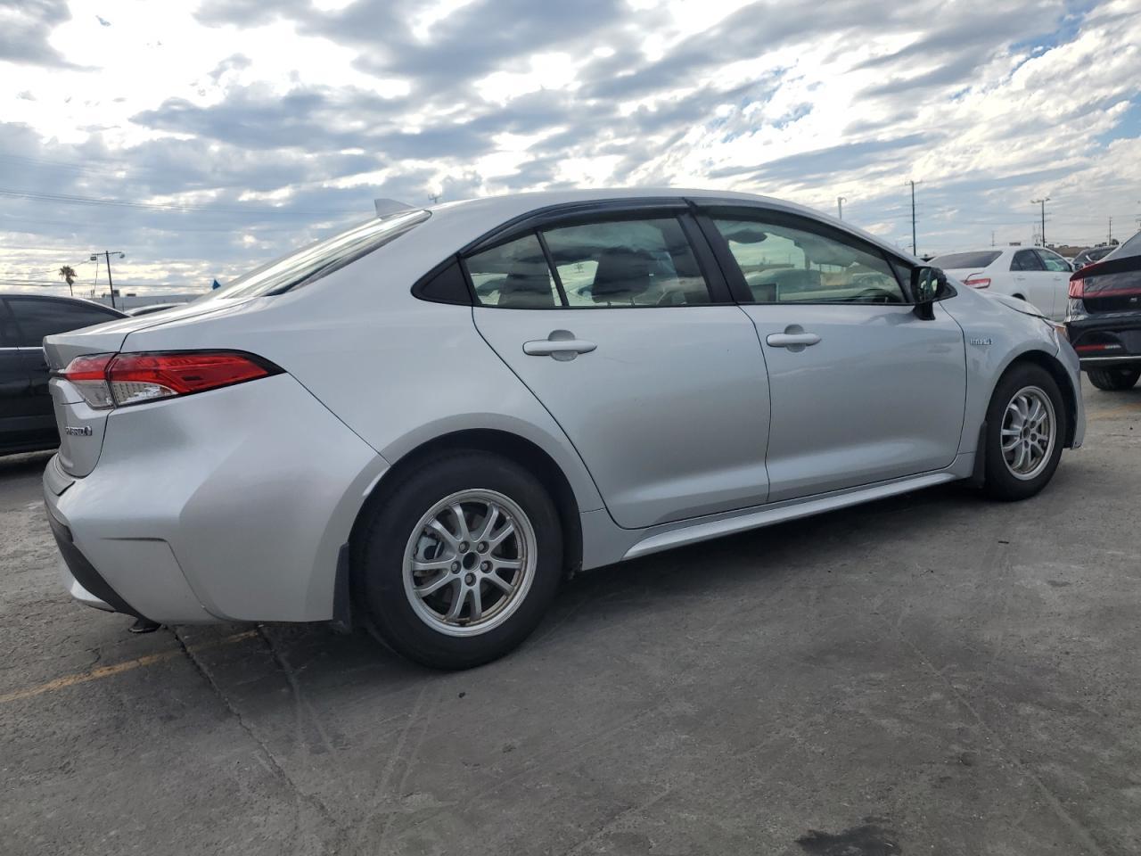 2020 TOYOTA COROLLA
