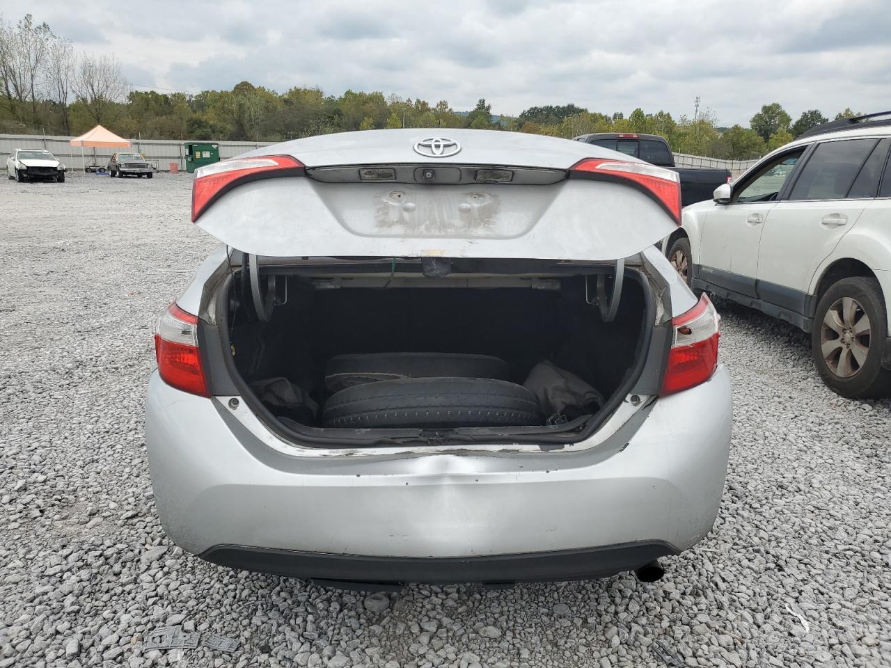 2015 TOYOTA COROLLA