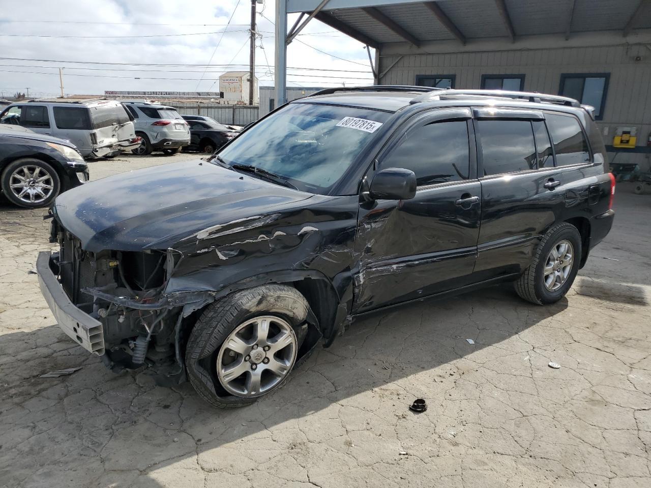 2004 TOYOTA HIGHLANDER