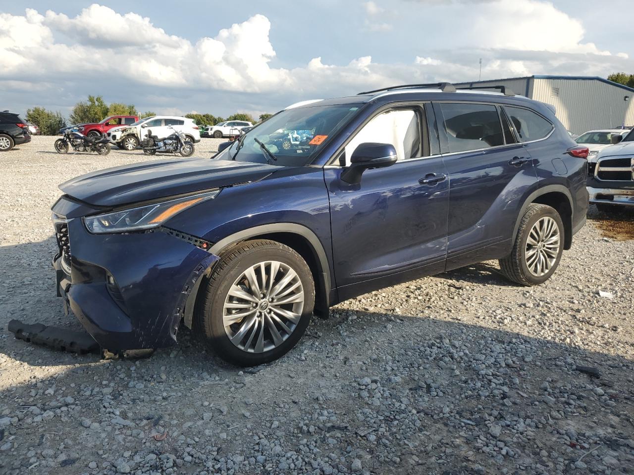 2021 TOYOTA HIGHLANDER