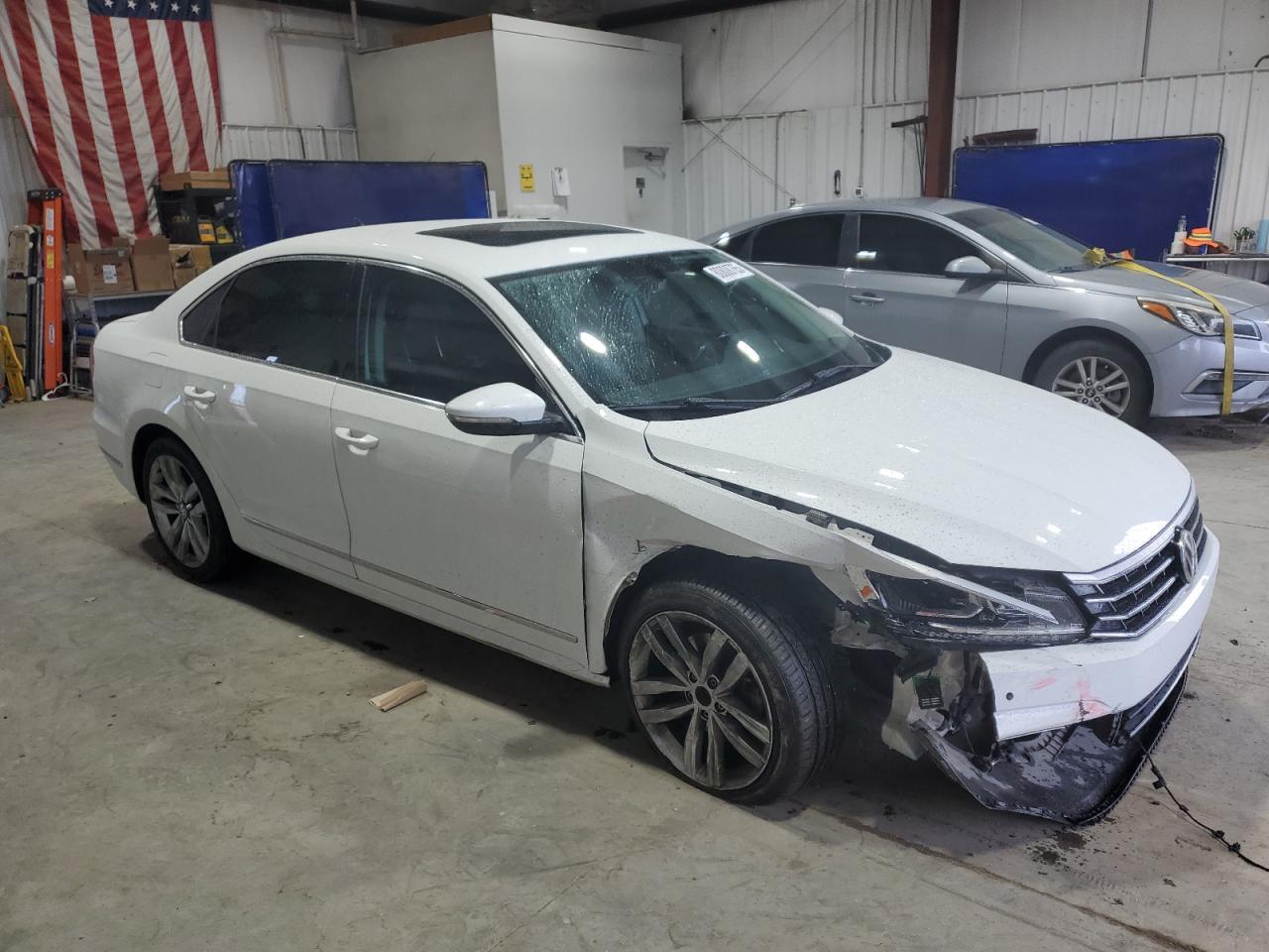 2017 VOLKSWAGEN Passat