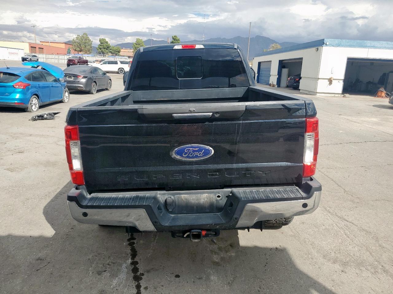 2017 FORD F-250