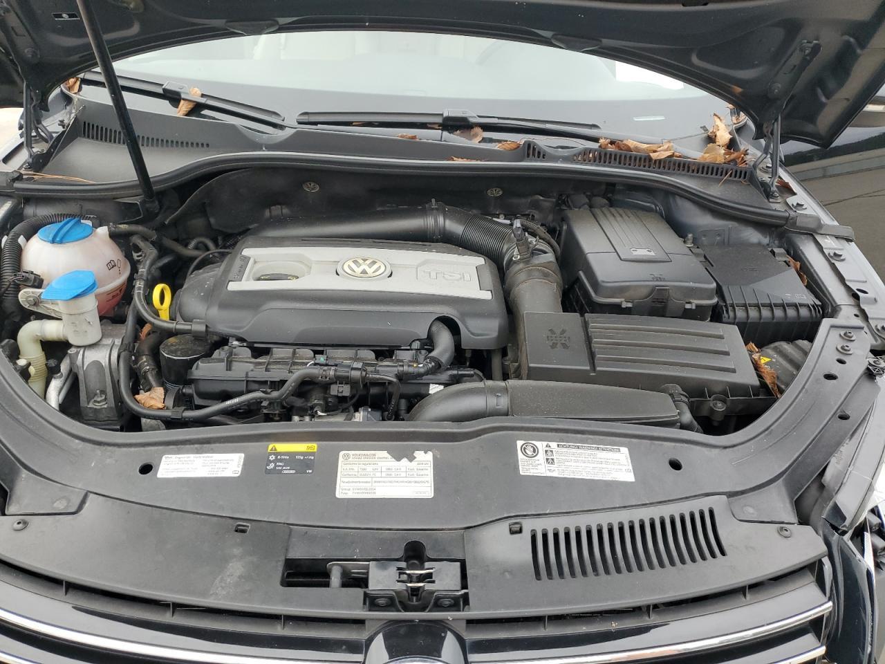 2014 VOLKSWAGEN EOS