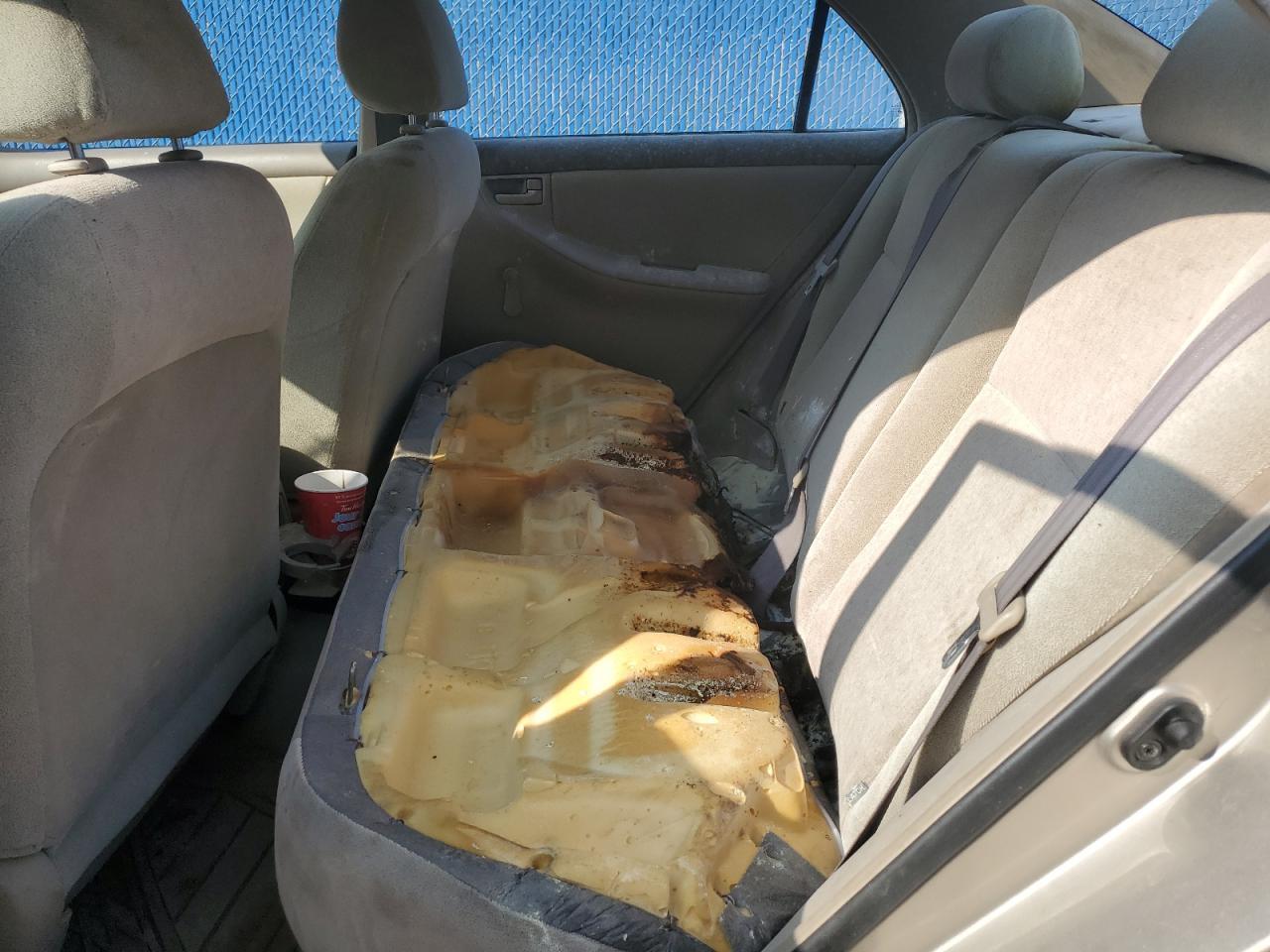 2004 TOYOTA COROLLA