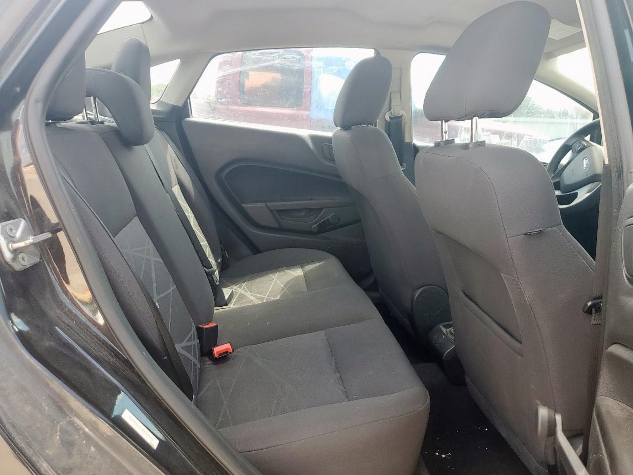 2014 FORD Fiesta