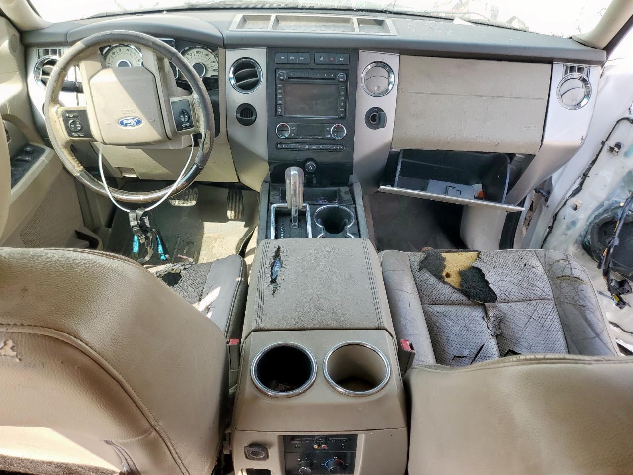 2013 FORD Expedition