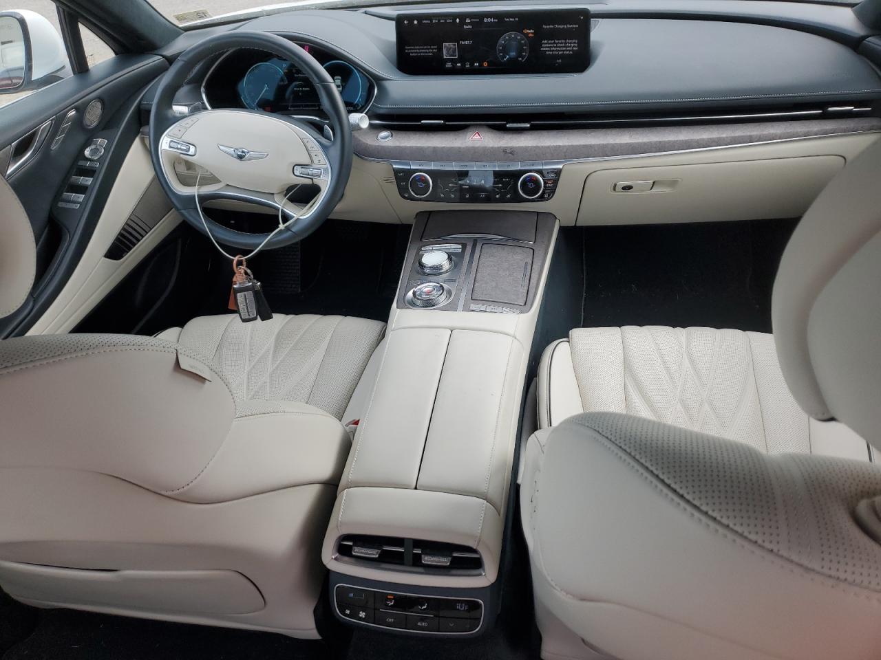 2023 GENESIS G80