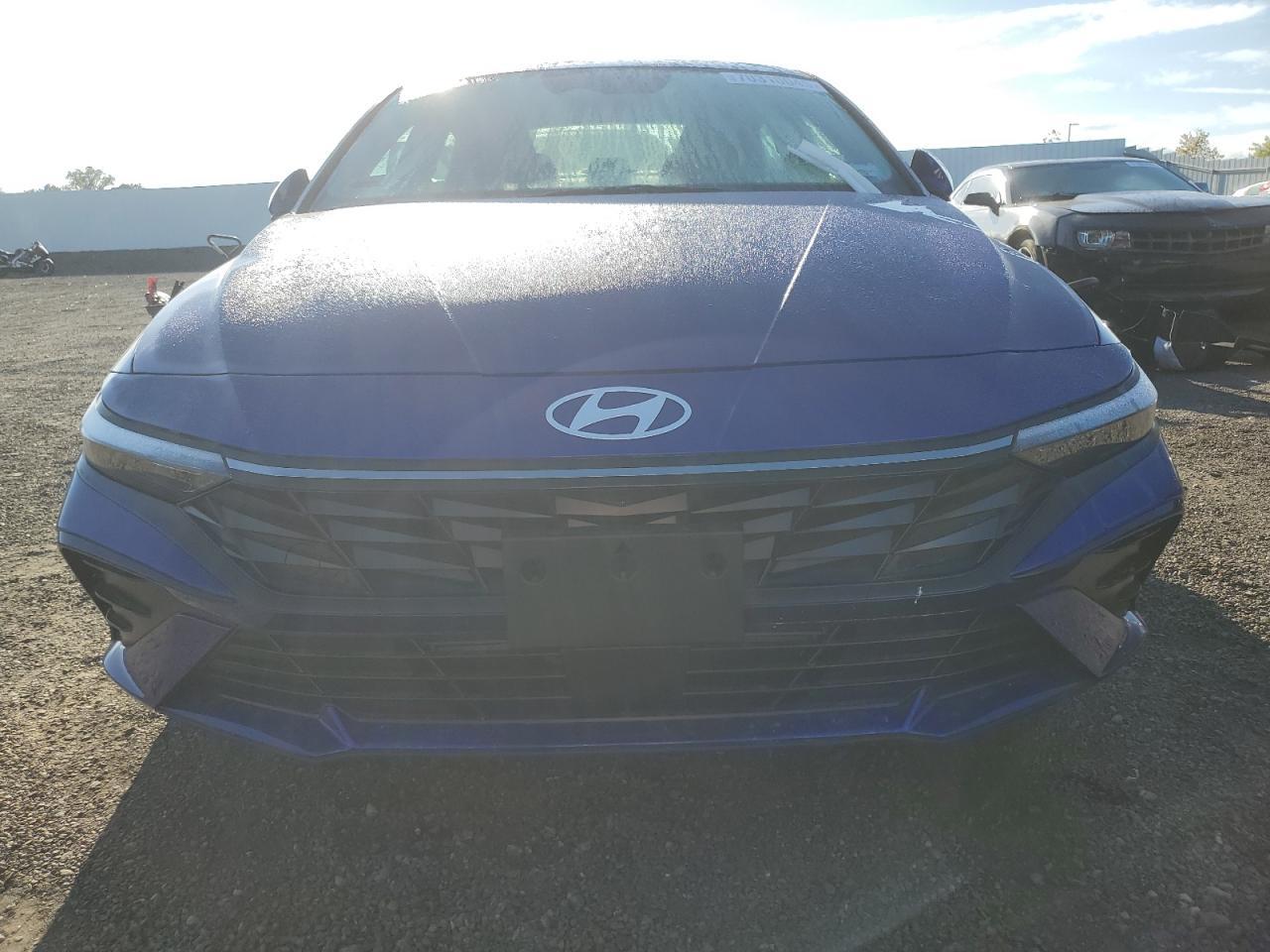 2024 HYUNDAI ELANTRA